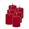 6 Stumpenkerzen von Decolite in der Größe 8x6cm in der Farbe rot.
