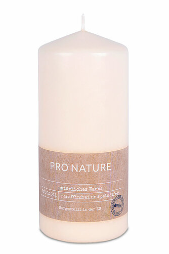Müller Kerzenfabrik Pro Nature Stearin-Stumpenkerze 150/68 mm Artikelvorschau Pro Nature Stearin-Stumpenkerze 150/68 mm