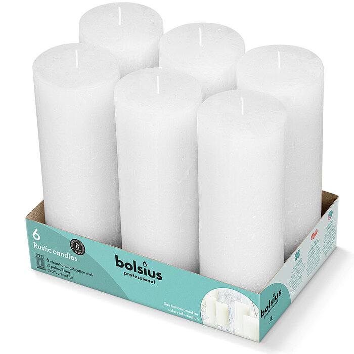 6 Bolsius Professional Rustik Stumpenkerzen in der Größe 19x6,8cm in der Farbe wolkiges Weiß.