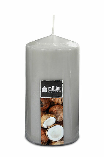 Müller Kerzenfabrik Duftstumpen 130/65 mm - Kokosnuss-Insel (1 Stück) Artikelvorschau Duftstumpen 130/65 mm - Kokosnuss-Insel (1 Stück)
