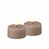 Zwei LED Teelichter von Deluxe Homeart in der Geruchssorte Rose und in der Größe 4,5x4,1cm.