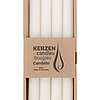 4 Rustic Stabkerzen von Richard Wenzel in der Größe 25x2,2cm in der Farbe wollweiß.