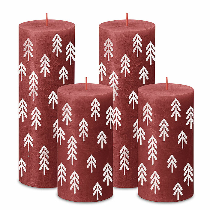 Ein Adventsset mit 4 Kerzen von Bolsius in der Farbe Zartes Rot in den Größen 13x6,8cm und 19x6,8cm.