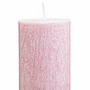 Eine Stumpenkerze Pure Olivenwachs von Richard Wenzel in der Größe 9x6cm in der Farbe antikrosa.