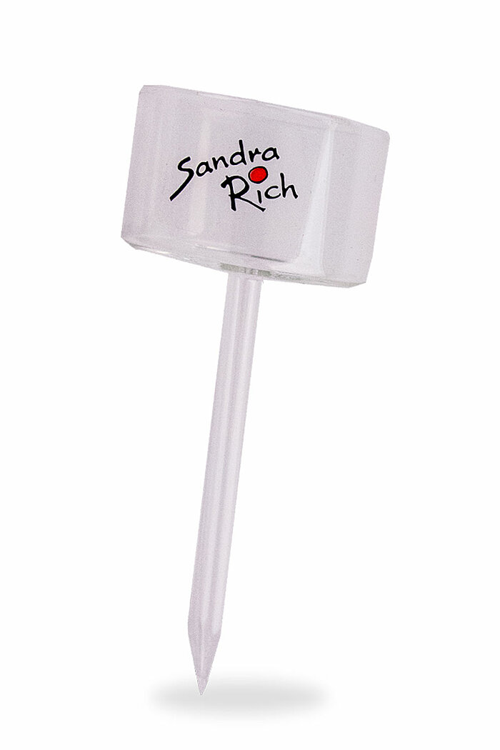 Ein Teelichthalter mit Stiel Stick von Sandra Rich in der Größe 10x4,5cm in der Farbe klar.