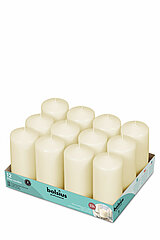 12 Stumpenkerzen von Bolsius Professional in der Größe 12x5,8cm in der Farbe Elfenbein.