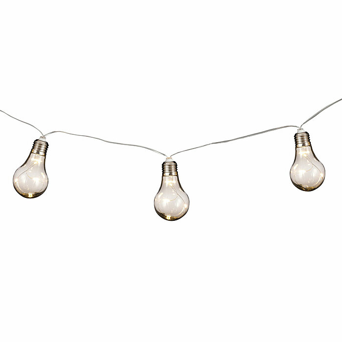 Das Bild zeigt eine schematische Darstellung einer solarbetriebenen Lichterkette. Die Lichterkette besteht aus vier Glühbirnen, die im Abstand von 20 cm zueinander an einem Draht befestigt sind. Das gesamte Kabel hat eine Länge von 2 Metern plus zusätzlic