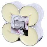 Acht Maxi-Duft-Teelichter von Müller Kerzenfabrik in der Größe 2,2x5,7cm in der Farbe Soft Creme.