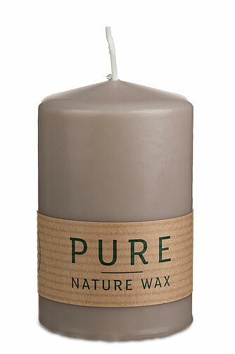 Richard Wenzel Pure Stumpenkerze 90/60 mm (Safe Candle) - 1 Stück - sand Artikelvorschau Pure Stumpenkerze 90/60 mm (Safe Candle) - 1 Stück - sand