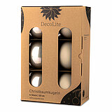 Ein 6er Pack Christbaumkugeln in Beige mit 10cm Durchmesser von DecoLite in einer dekorativen Schachtel.