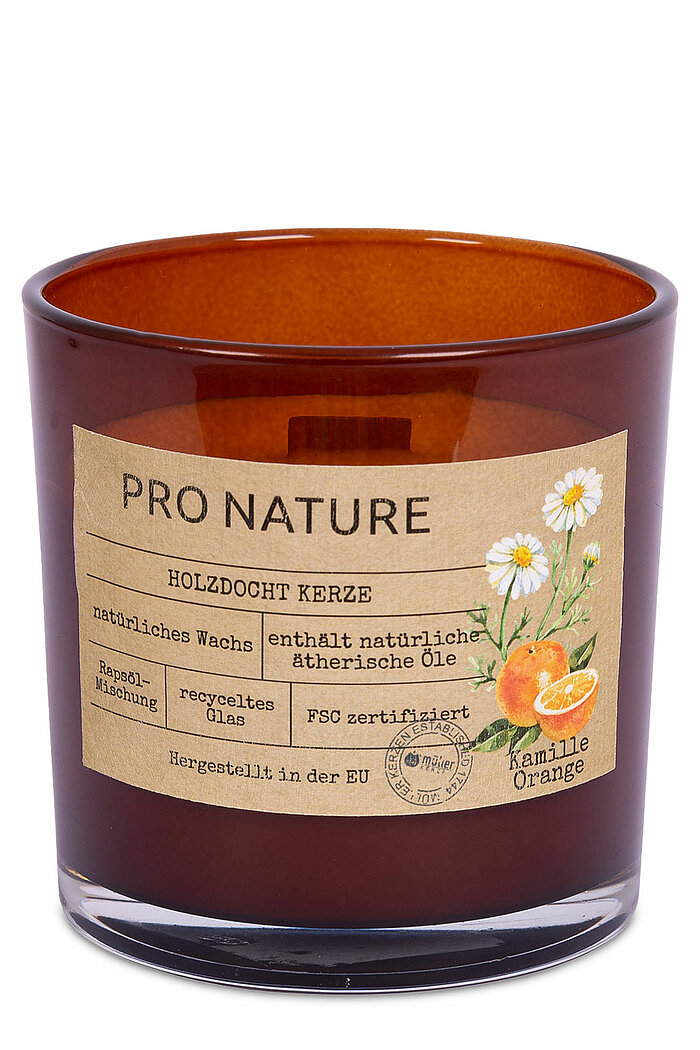 Ein Raps Duftglas mit Holzdocht von Müller Kerzenfabrik in der Größe 10x10cm mit dem Duft Kamille & Orange.