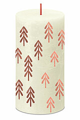 Eine Rustik Silhouette Stumpenkerze von Bolsius in der Farbe Weiche Perle in der Größe 8x6,8cm.