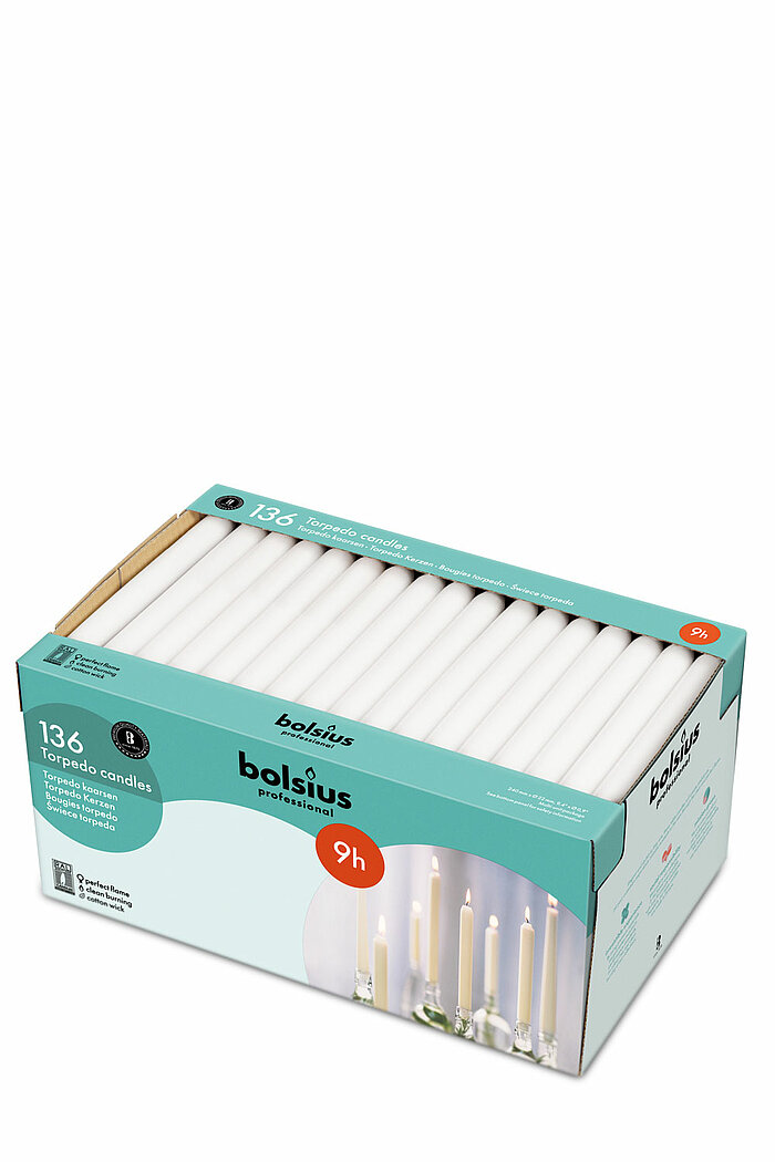 136 Dinnerkerzen von Bolsius Professional in der Größe 24x2,2cm in der Farbe weiß.