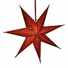Ein roter, stilisierter sechszackiger Stern hängt an einem dünnen Band. Der Stern hat eine strukturierte Oberfläche und wirkt durch seine Farbgebung und Form festlich und weihnachtlich.