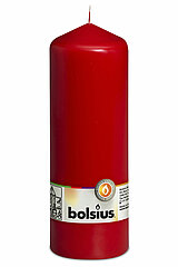 1 Stumpenkerze von Bolsius in der Größe 20x6,8cm in der Farbe rot.