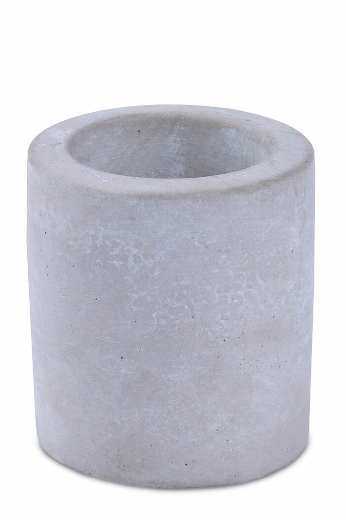 Ein 2 in 1 Kerzenhalter von Müller Kerzenfabrik in der Größe 6,5x6cm in der Farbe grau.