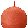 Eine Rustik Kugelkerze von Bolsius in der Farbe Herbstliches Orange mit einem Durchmesser von 7,6cm.