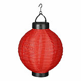 Eine Solar Laterne von Luca Lighting in der Größe 20cm in der Farbe rot.