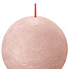 Eine Rustik Kugelkerze von Bolsius in der Farbe Nebliges Rosa mit einem Durchmesser von 7,6cm.