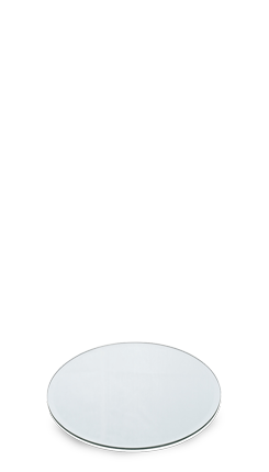 Eine Spiegelplatte Mirror rund von Sandra Rich in der Größe 25x25cm in der Farbe Silber.